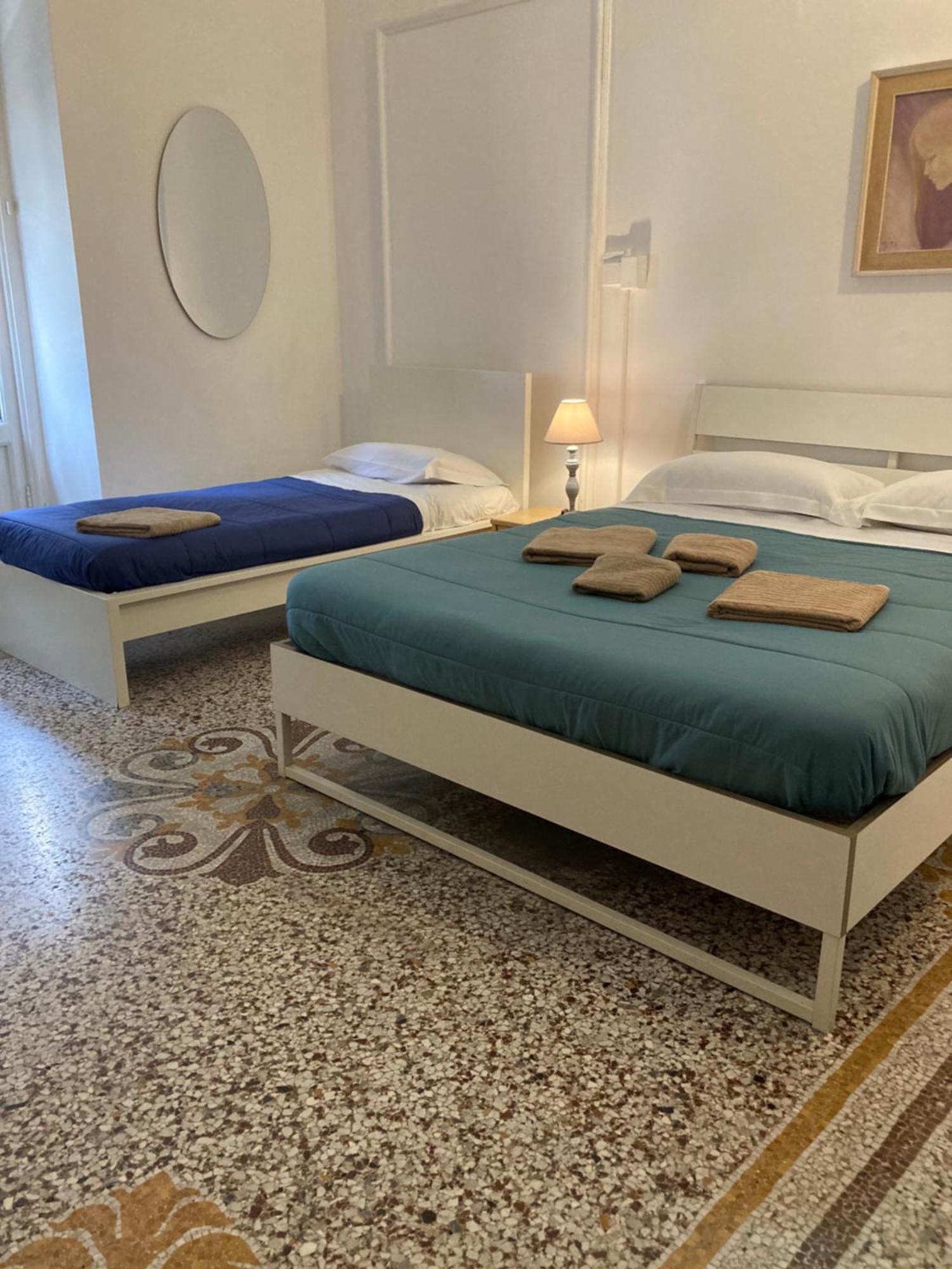 ג'נובה Guest House Roma מראה חיצוני תמונה